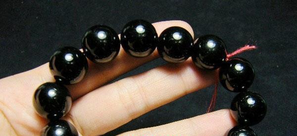 黑碧玺和黑曜石的区别-翡翠网